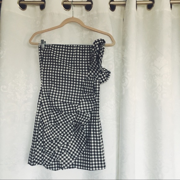 Last 1✨🆕Noel Black & White Gingham Ruffle Dress - Picture 7 of 8